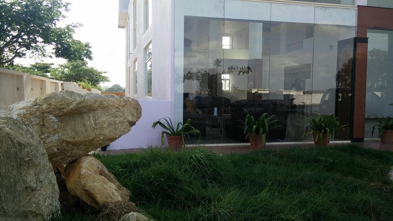 Airport Residency Bangalore Devanahalli Bagian luar foto