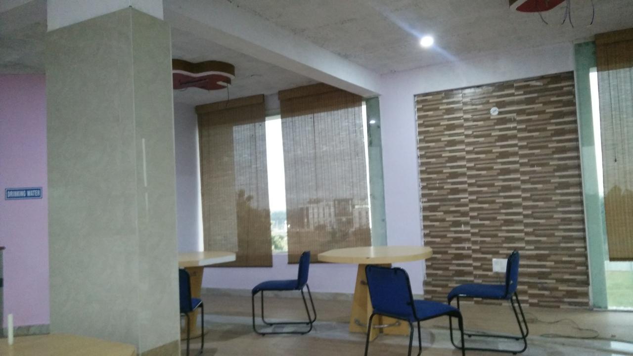 Airport Residency Bangalore Devanahalli Bagian luar foto